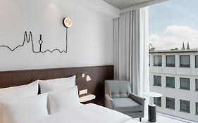 Ruby Ella Hotel Cologne